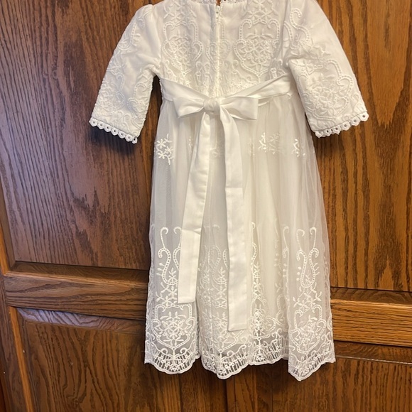 Beautiful little christening or baptismal dress. - Picture 9 of 12